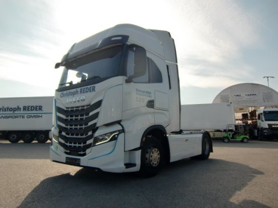 Iveco S-Way 510 Automatik, Standklima AS440ST/FP, Retarder, Voll Luft - Tracteur routier: photos 1 Iveco S-Way 510 Automatik, Standklima AS440ST/FP, Retarder, Voll Luft - Tracteur routier: photos 1