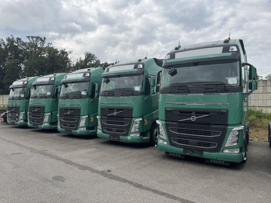 Volvo FH 13.500, XL Standklima,Retarder, 3 Stück - Tracteur routier: photos 1 Volvo FH 13.500, XL Standklima,Retarder, 3 Stück - Tracteur routier: photos 1