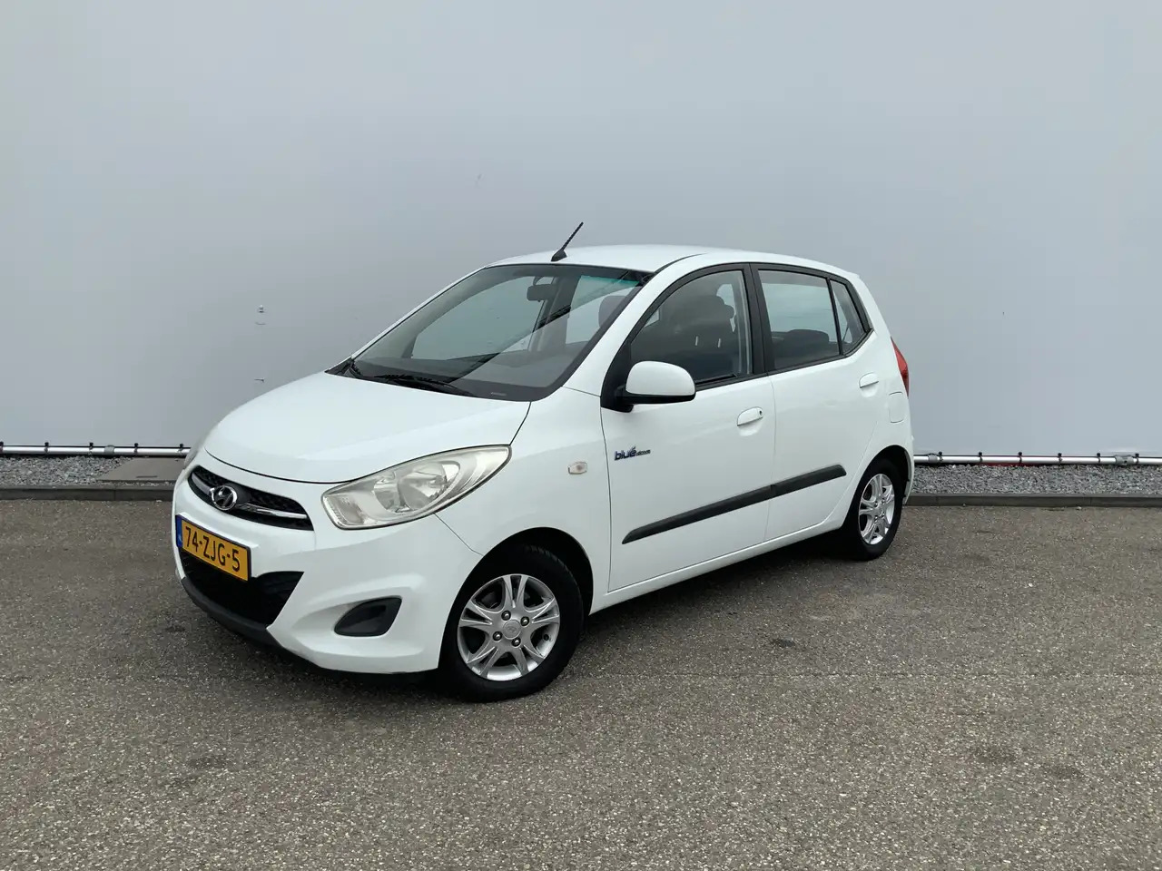 Hyundai i10 1.0 Pro 54083 KM! Airco, Lichtmetalen Wielen! - Voiture à hayon: photos 1 Hyundai i10 1.0 Pro 54083 KM! Airco, Lichtmetalen Wielen! - Voiture à hayon: photos 1