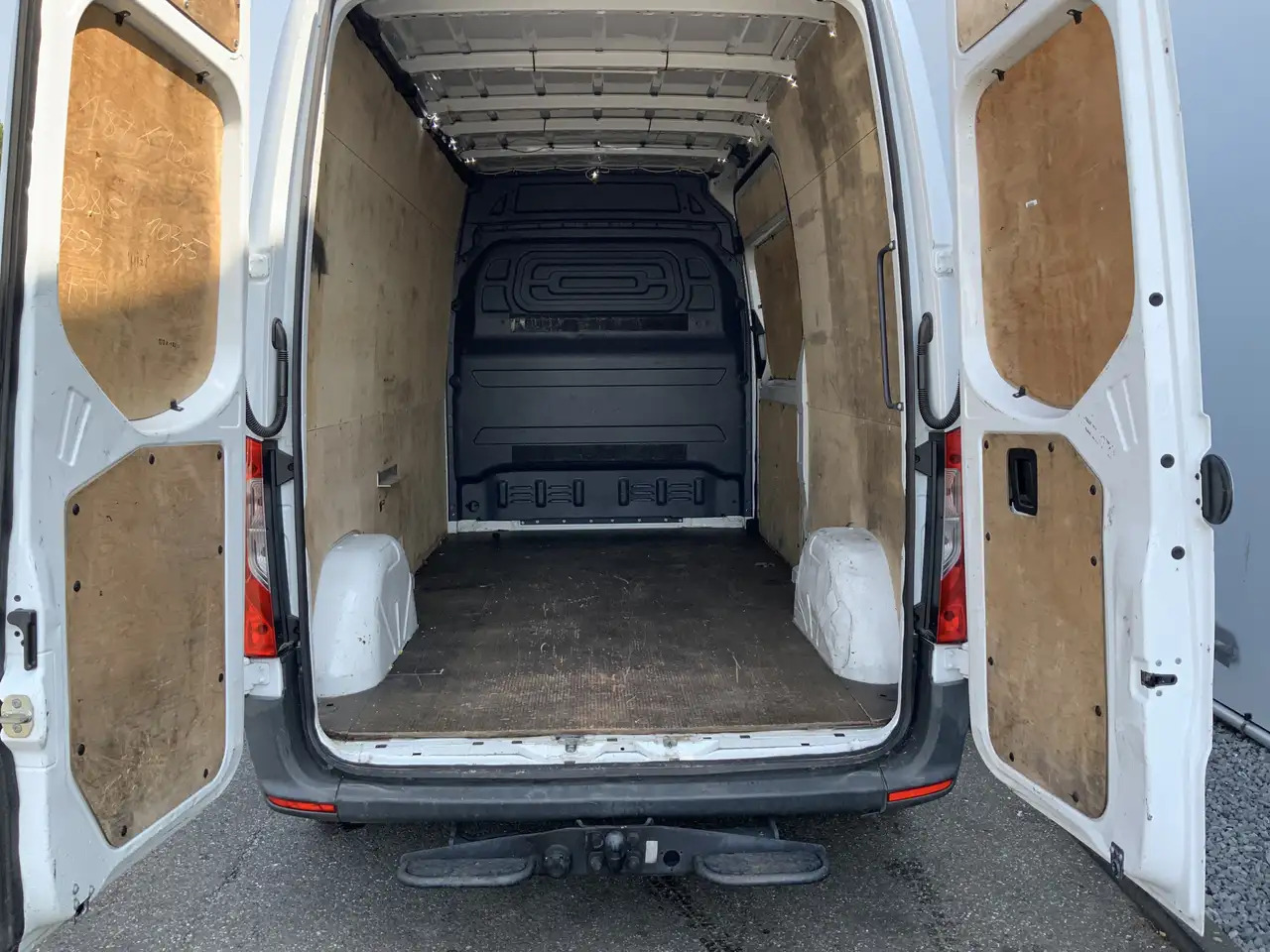 Mercedes-Benz Sprinter 311 2.2 CDI L2H2 Automaat Airco 3 Zits 2000 kg Sid - Fourgon utilitaire: photos 5 Mercedes-Benz Sprinter 311 2.2 CDI L2H2 Automaat Airco 3 Zits 2000 kg Sid - Fourgon utilitaire: photos 5