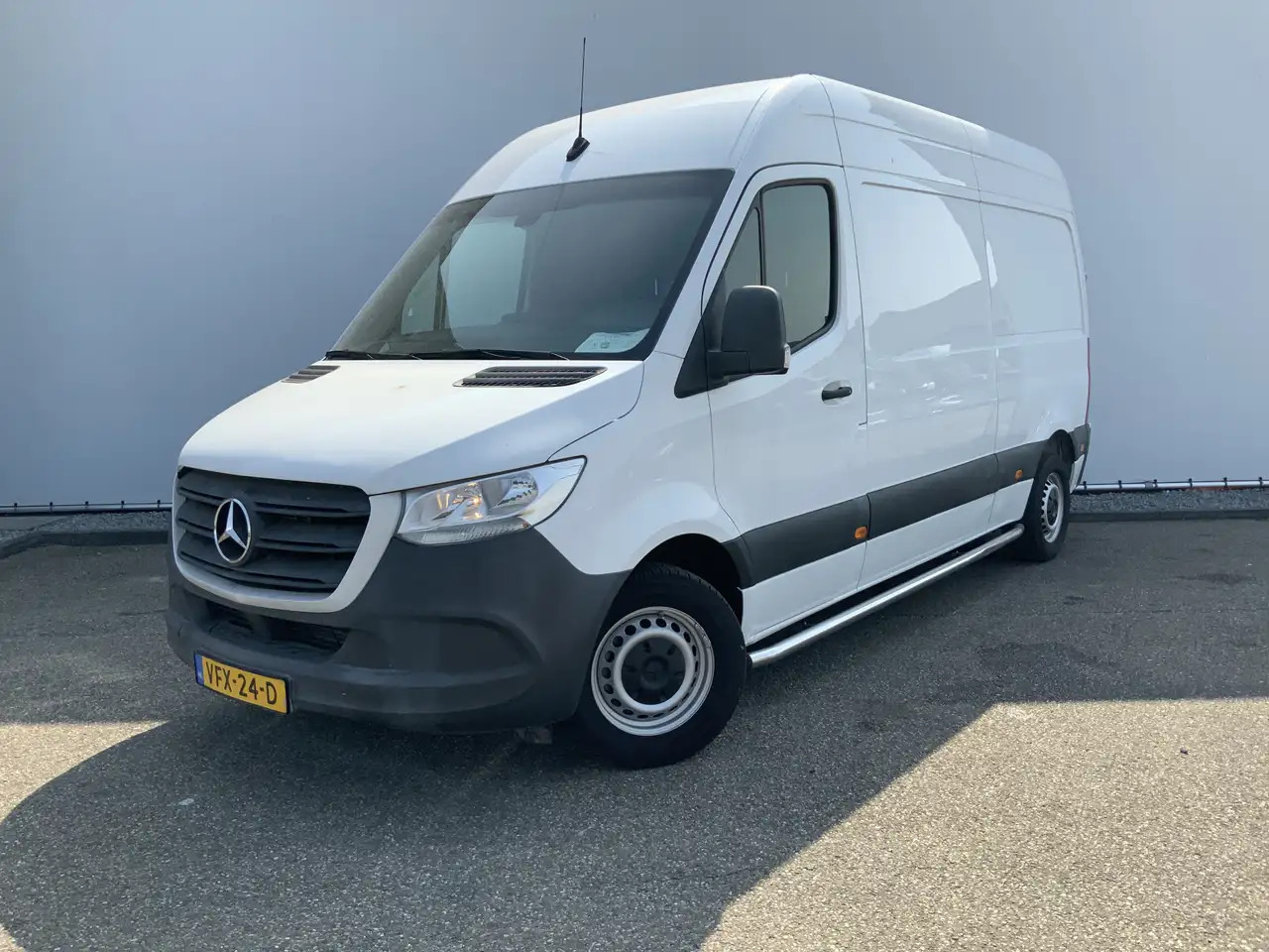 Mercedes-Benz Sprinter 311 2.2 CDI L2H2 Automaat Airco 3 Zits 2000 kg Sid - Fourgon utilitaire: photos 1 Mercedes-Benz Sprinter 311 2.2 CDI L2H2 Automaat Airco 3 Zits 2000 kg Sid - Fourgon utilitaire: photos 1