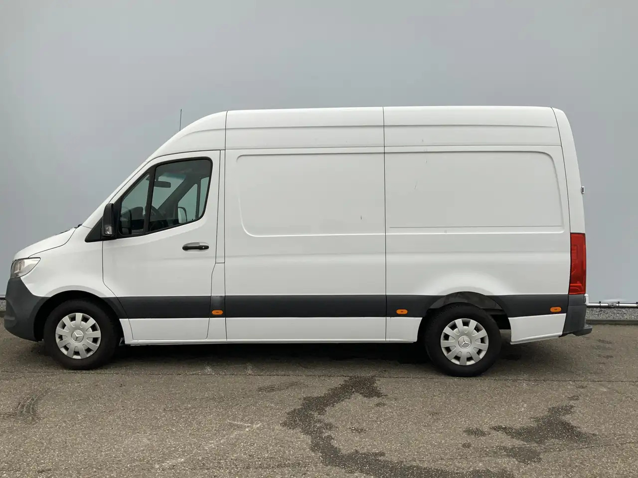 Mercedes-Benz Sprinter 314 2.2 CDI L2H1 EURO VI-D Airco Camera 3 Zits Ext - Fourgon utilitaire: photos 4 Mercedes-Benz Sprinter 314 2.2 CDI L2H1 EURO VI-D Airco Camera 3 Zits Ext - Fourgon utilitaire: photos 4