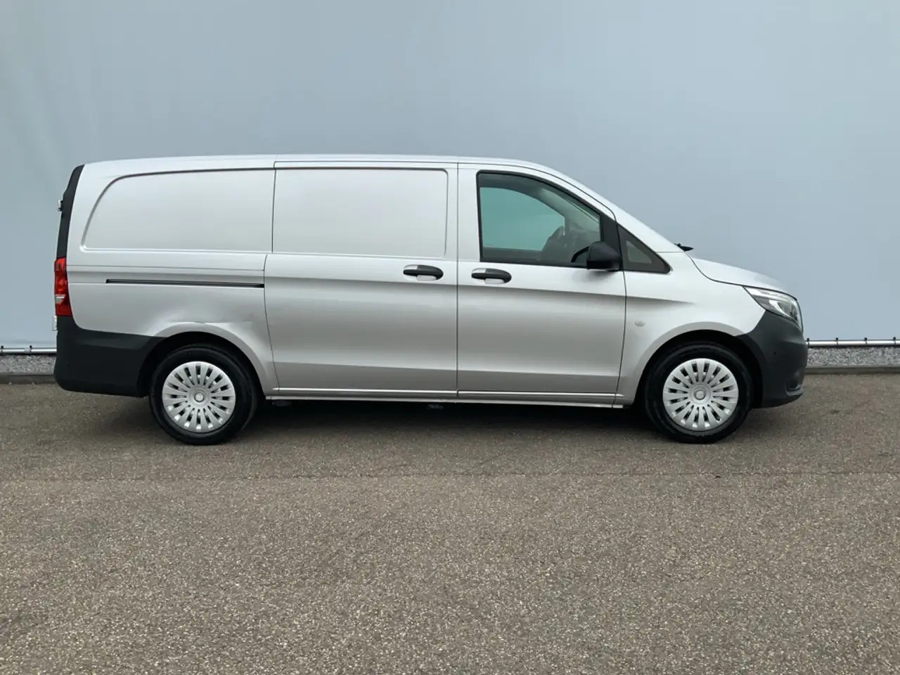 Mercedes-Benz Vito 119 CDI Lang Automaat Airco Cruise Trekhaak 2500 k - Fourgon utilitaire: photos 3 Mercedes-Benz Vito 119 CDI Lang Automaat Airco Cruise Trekhaak 2500 k - Fourgon utilitaire: photos 3