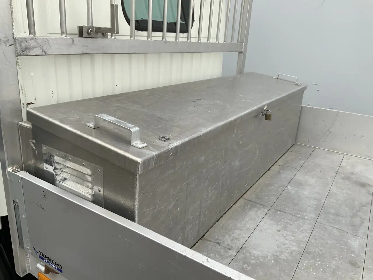 Camion benne Nissan NT400 32.12 2.5 dCi 250 Kipper Trekhaak 2000 kg 3: photos 14