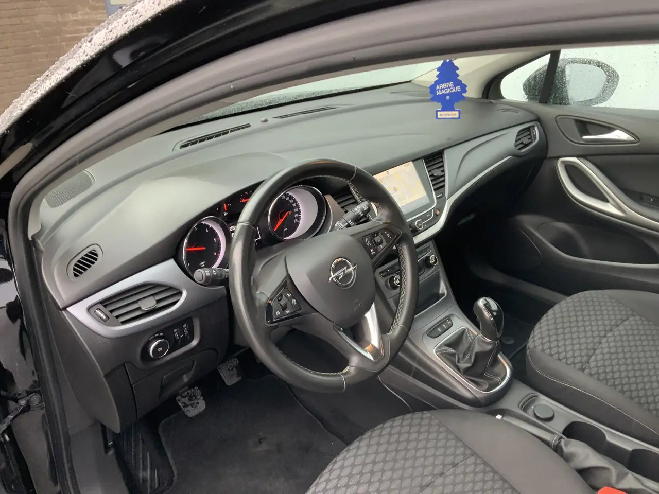 Opel Astra 1.6 BiTurbo Business Executive Airco Cruise Navi A - Voiture à hayon: photos 5 Opel Astra 1.6 BiTurbo Business Executive Airco Cruise Navi A - Voiture à hayon: photos 5