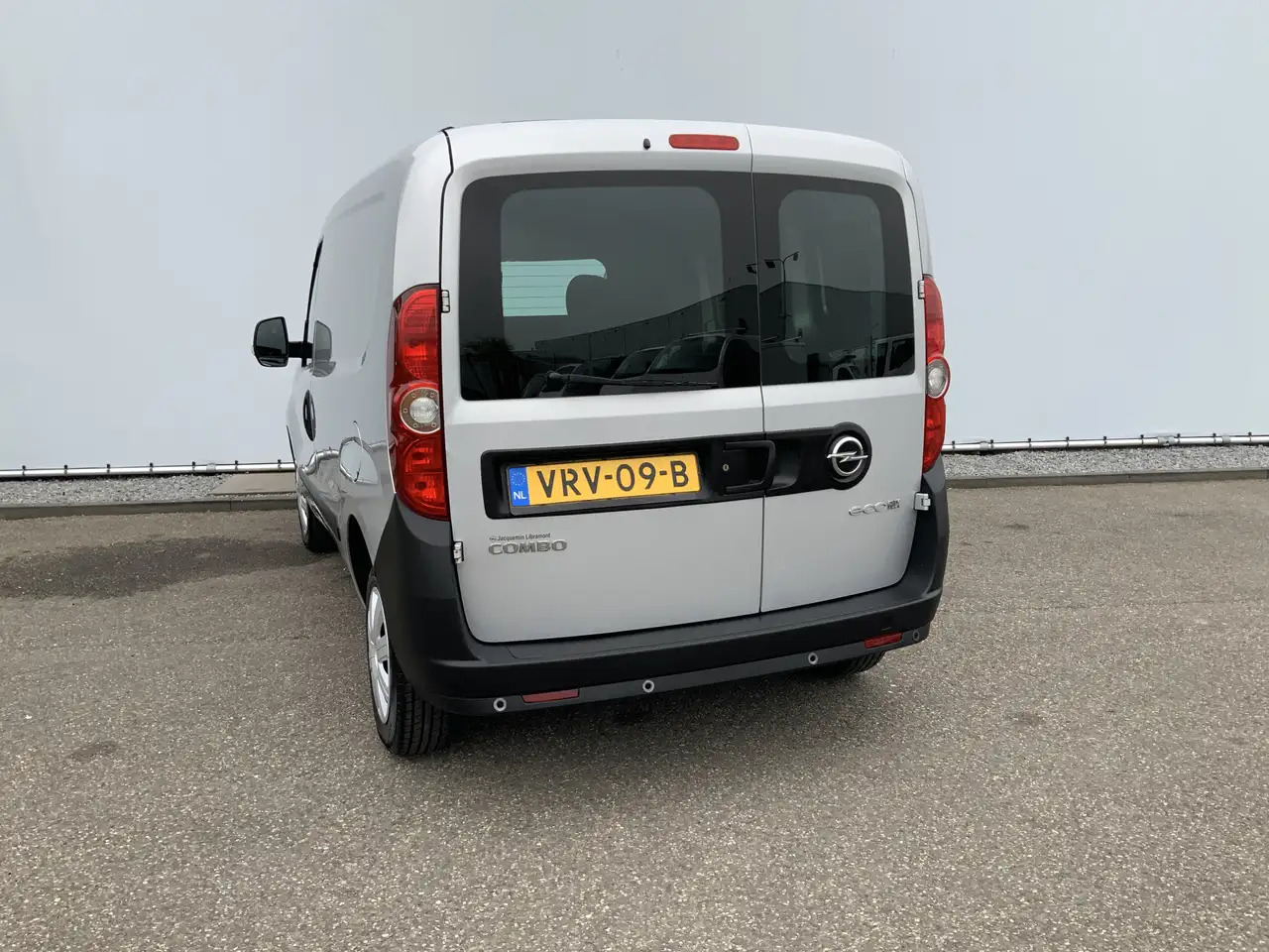 Opel Combo 1.3 CDTi L1H1 Edition Airco Euro 6 - Fourgon utilitaire: photos 2 Opel Combo 1.3 CDTi L1H1 Edition Airco Euro 6 - Fourgon utilitaire: photos 2