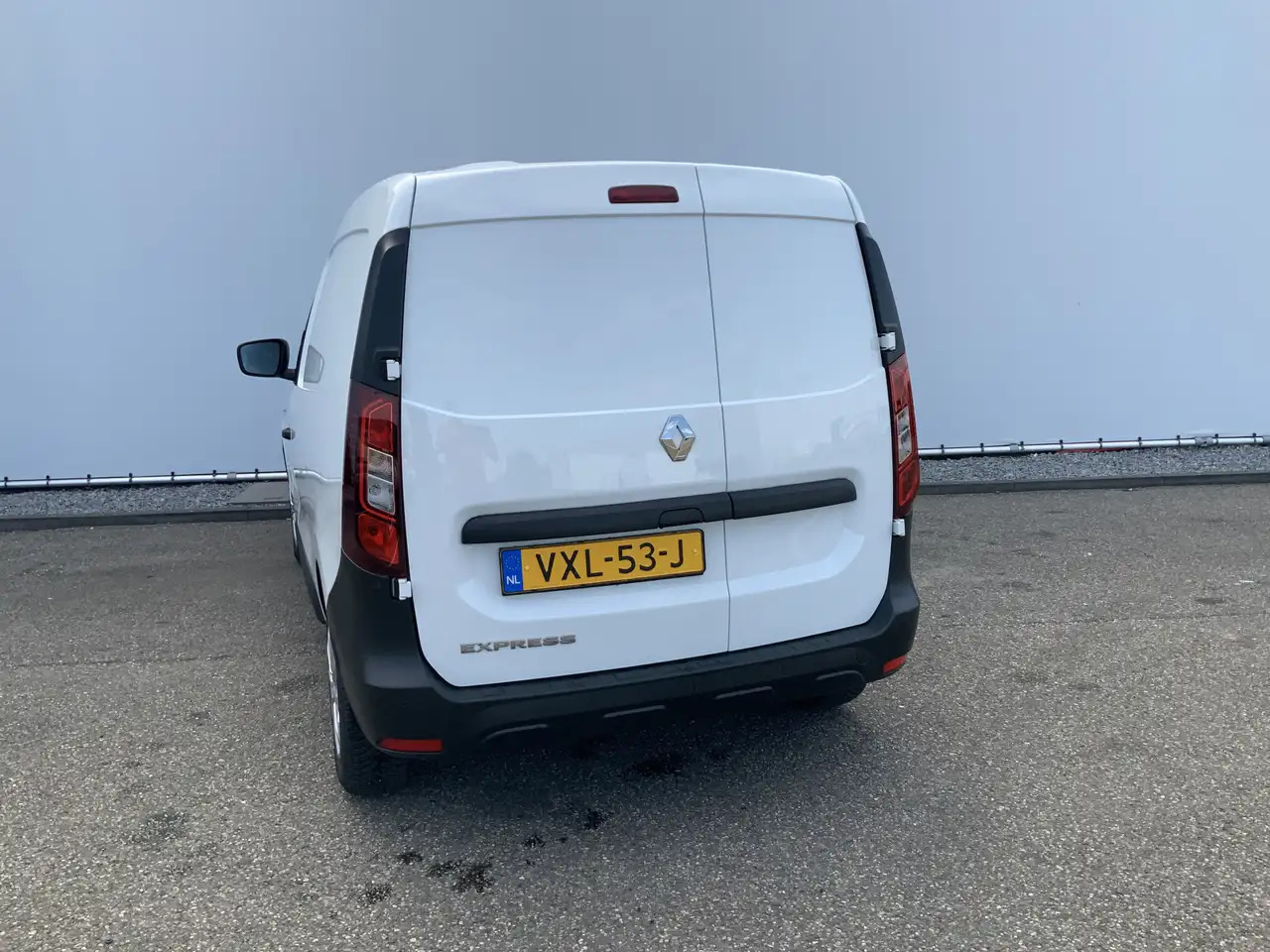 Renault Express 1.5 dCi 75 Comfort +Airco Cruise Navi Scherm Euro - Fourgonnette: photos 2 Renault Express 1.5 dCi 75 Comfort +Airco Cruise Navi Scherm Euro - Fourgonnette: photos 2