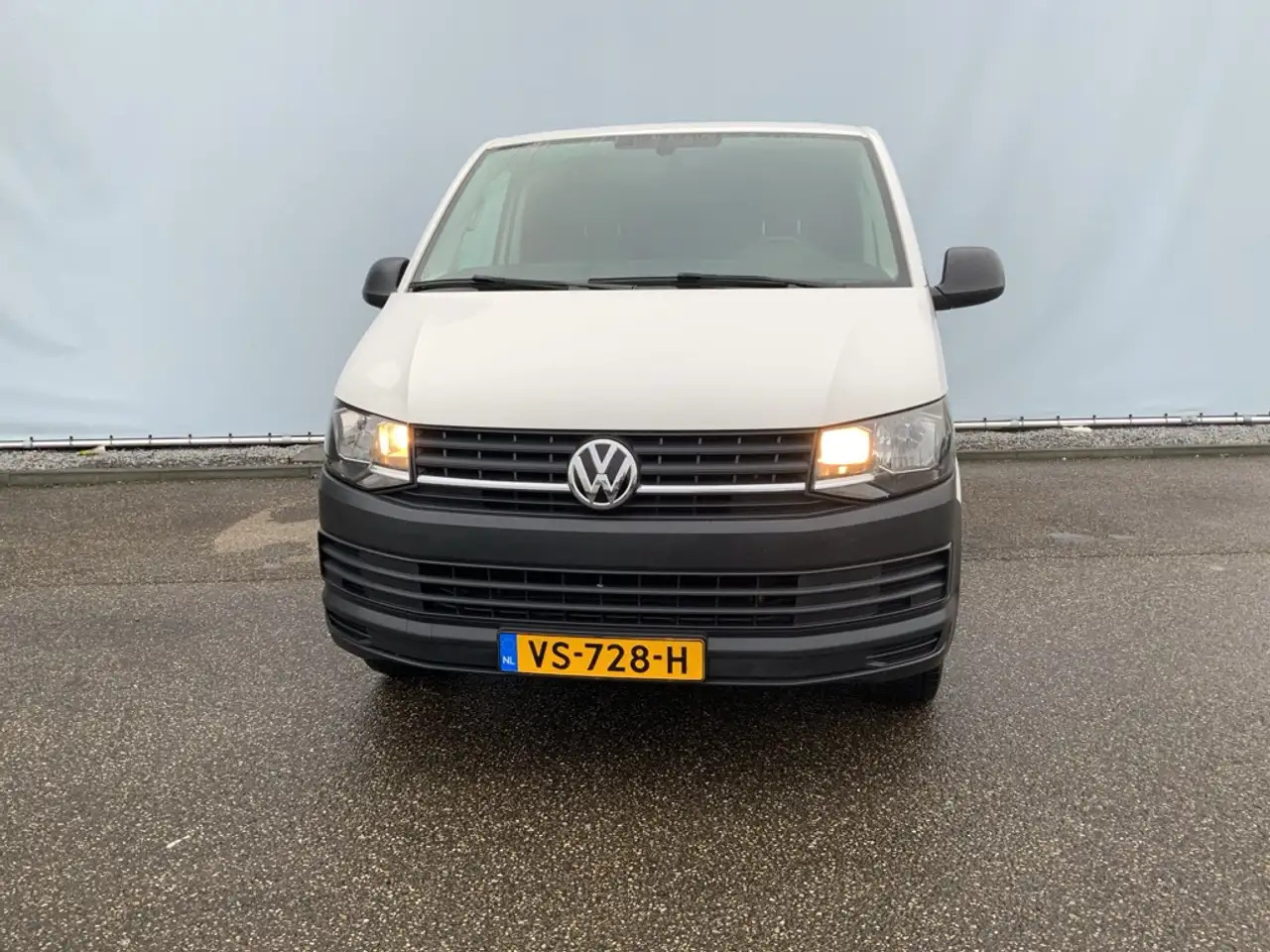 Volkswagen T6 Transporter 2.0 TDI L1H1 Comfortline Airco Navi Trekhaak 2200 - Fourgon utilitaire: photos 2 Volkswagen T6 Transporter 2.0 TDI L1H1 Comfortline Airco Navi Trekhaak 2200 - Fourgon utilitaire: photos 2