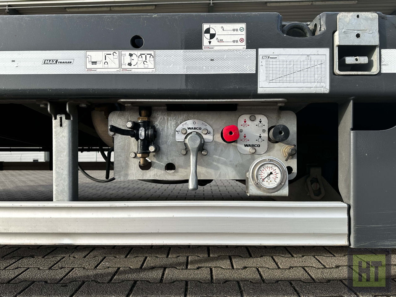 Faymonville MAX Trailer 4-Achs-Mega-Tele-Semi mit Rampen - Semi-remorque surbaissé: photos 5 Faymonville MAX Trailer 4-Achs-Mega-Tele-Semi mit Rampen - Semi-remorque surbaissé: photos 5