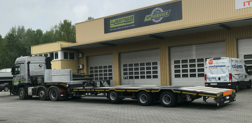 Meusburger 3-Achs-Semi-Satteltieflader Roadrunner Industrie - Semi-remorque surbaissé: photos 1 Meusburger 3-Achs-Semi-Satteltieflader Roadrunner Industrie - Semi-remorque surbaissé: photos 1