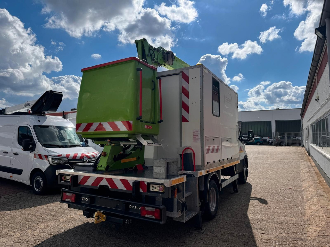 Iveco 70C18 Hubarbeitsbühne France Elevateur 172 CPL - Camion avec nacelle: photos 5 Iveco 70C18 Hubarbeitsbühne France Elevateur 172 CPL - Camion avec nacelle: photos 5
