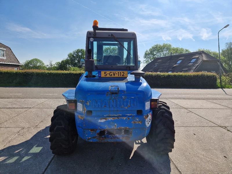 Manitou M50-4, 4X4 ruwterreinheftruck - Chariot tout terrain: photos 4 Manitou M50-4, 4X4 ruwterreinheftruck - Chariot tout terrain: photos 4