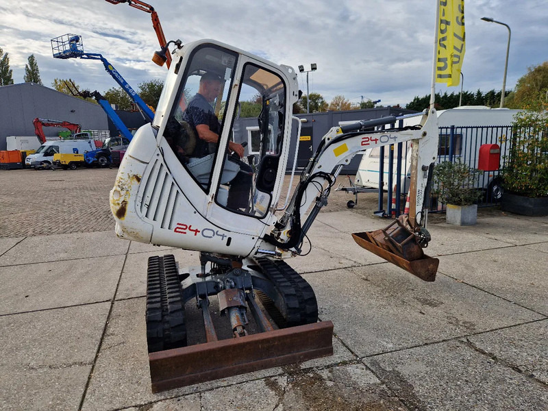 WACKER NEUSON 2404RD kan op een berghelling werken - Mini pelle: photos 2 WACKER NEUSON 2404RD kan op een berghelling werken - Mini pelle: photos 2