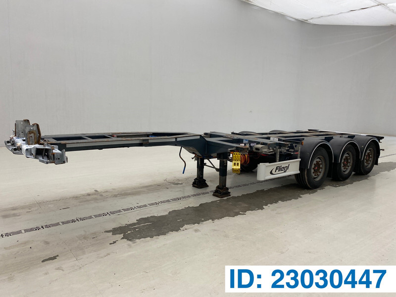 Fliegl Polyvalent skelet 2 x 20-30-40-45 ft - Semi-remorque porte-conteneur/ Caisse mobile: photos 1 Fliegl Polyvalent skelet 2 x 20-30-40-45 ft - Semi-remorque porte-conteneur/ Caisse mobile: photos 1