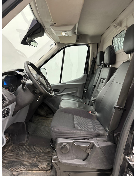 Fourgon utilitaire Ford Transit: photos 13