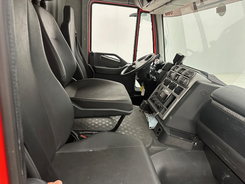 Camion de pompier Iveco Stralis 450 - 6x2: photos 17 Camion de pompier Iveco Stralis 450 - 6x2: photos 17