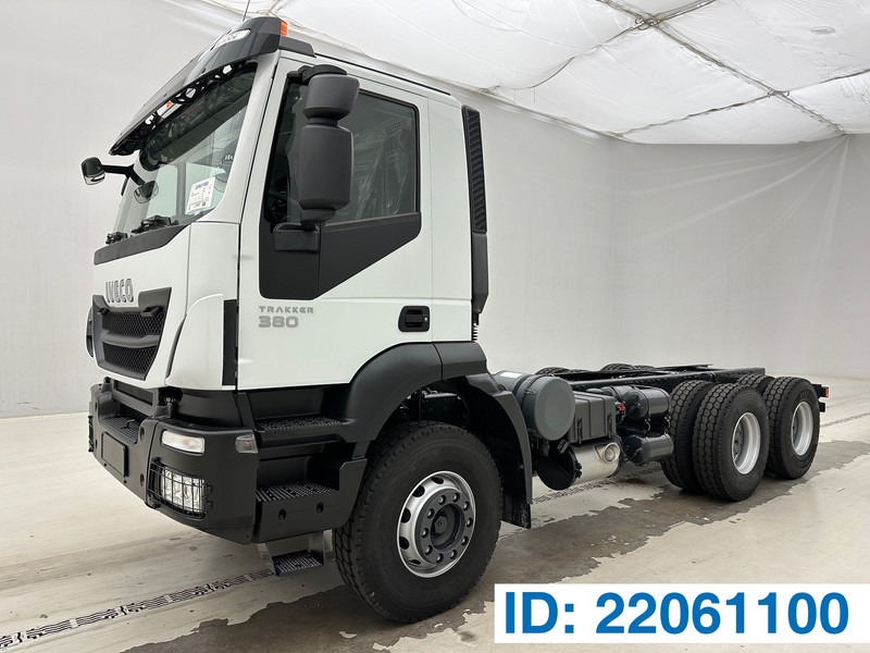 Iveco Trakker 380 - 6x4 - Châssis cabine: photos 1 Iveco Trakker 380 - 6x4 - Châssis cabine: photos 1