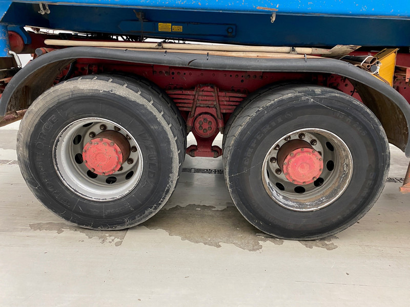 MAN TGA 33.350 - 6x4 - Camion benne: photos 4 MAN TGA 33.350 - 6x4 - Camion benne: photos 4