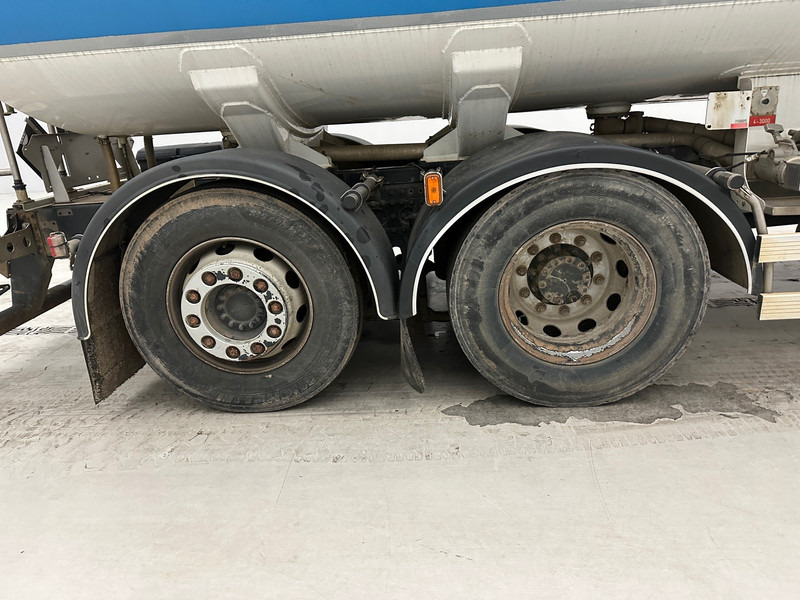 Camion citerne MAN TGM 26.340 - 6x2: photos 11 Camion citerne MAN TGM 26.340 - 6x2: photos 11