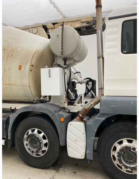 MAN TGS 32.360 - 8x4 - Camion malaxeur: photos 4 MAN TGS 32.360 - 8x4 - Camion malaxeur: photos 4
