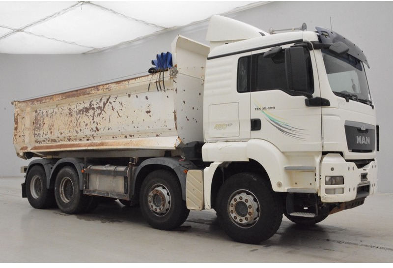MAN TGS 35.480 - 8x4 "NON-EU" - Camion benne: photos 3 MAN TGS 35.480 - 8x4 "NON-EU" - Camion benne: photos 3