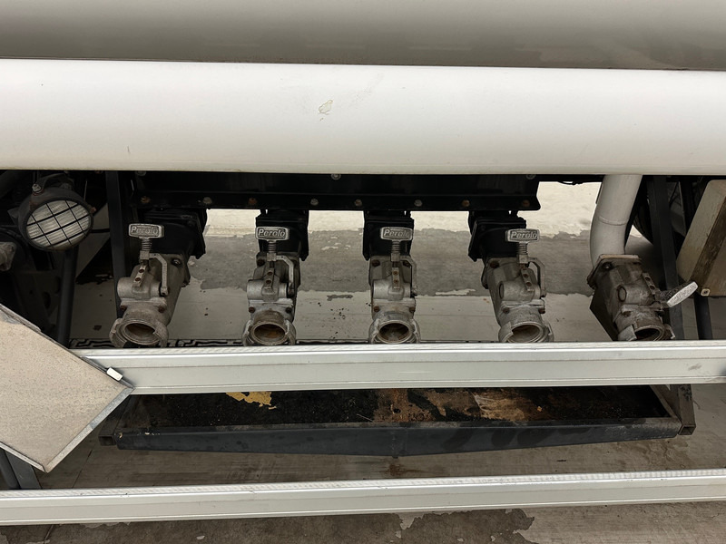 Magyar Alu tank 22000 L - Remorque citerne: photos 4 Magyar Alu tank 22000 L - Remorque citerne: photos 4