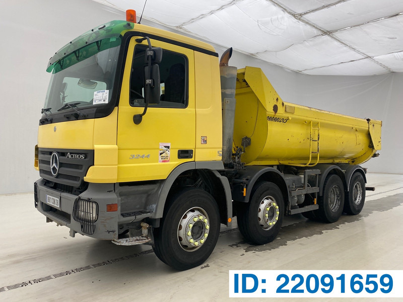 Camion benne Mercedes-Benz Actros 3241 - 8x4