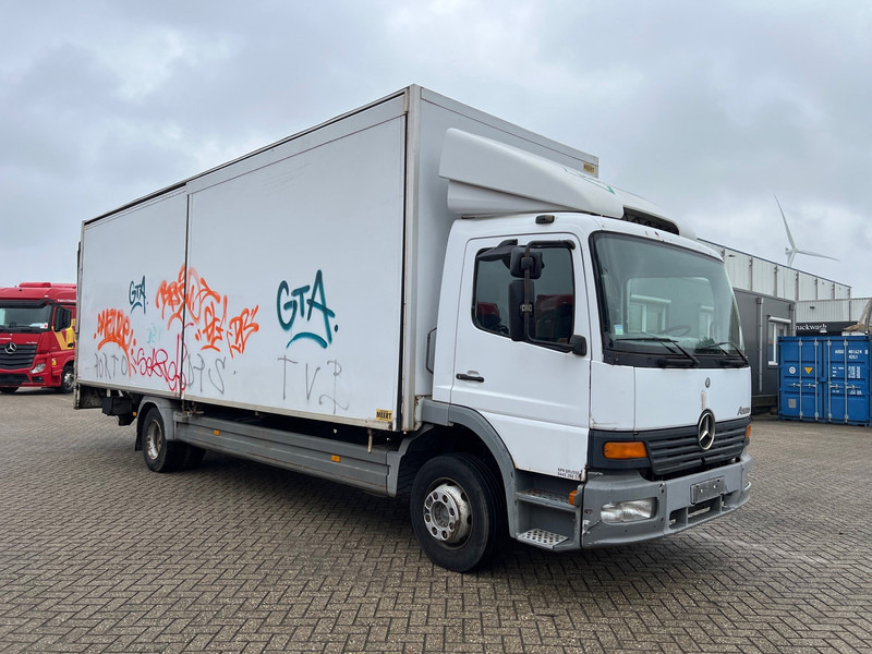 Mercedes-Benz Atego 1223 - Camion fourgon: photos 3 Mercedes-Benz Atego 1223 - Camion fourgon: photos 3