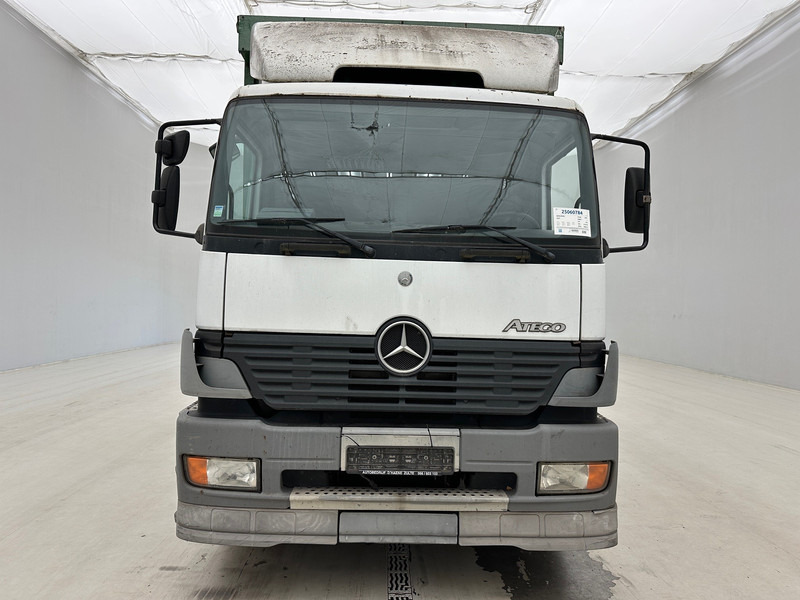 Mercedes-Benz Atego 1823 - Camion à rideaux coulissants: photos 2 Mercedes-Benz Atego 1823 - Camion à rideaux coulissants: photos 2
