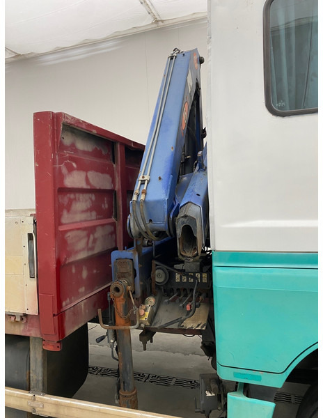 Camion plateau, Camion grue Mercedes-Benz Atego 1828: photos 10
