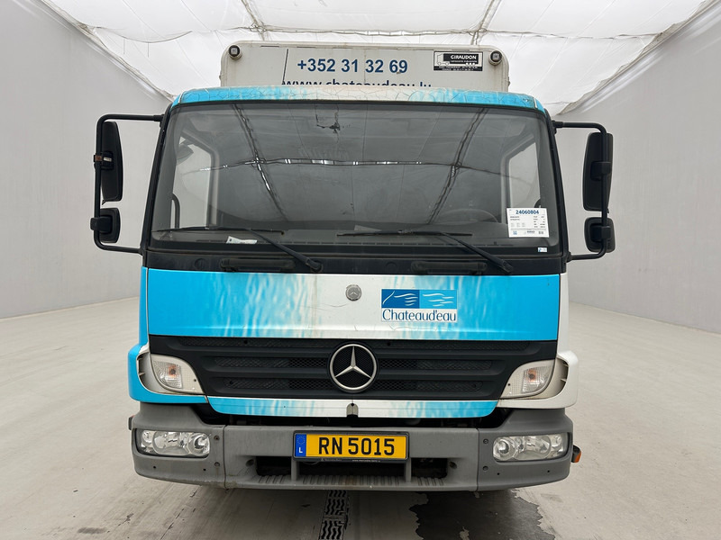 Mercedes-Benz Atego 916 - Camion fourgon: photos 2 Mercedes-Benz Atego 916 - Camion fourgon: photos 2