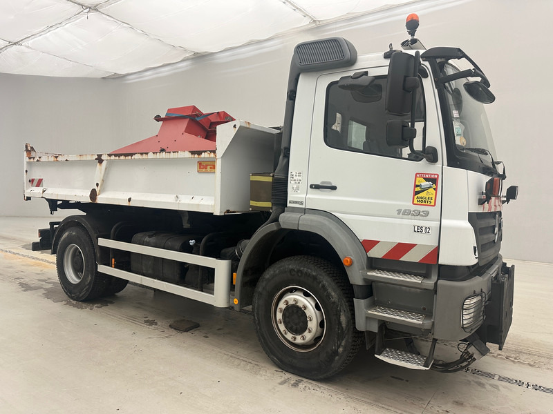 Mercedes-Benz Axor 1833 - Camion benne: photos 3 Mercedes-Benz Axor 1833 - Camion benne: photos 3