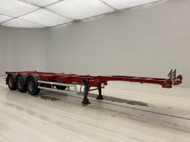 Renders Skelet 20-30-40 ft - Semi-remorque porte-conteneur/ Caisse mobile: photos 3 Renders Skelet 20-30-40 ft - Semi-remorque porte-conteneur/ Caisse mobile: photos 3