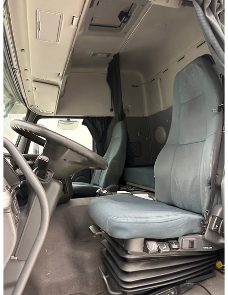 Tracteur routier Volvo FM 370: photos 10