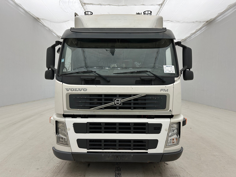 Volvo FM 330* - Benne à ordures ménagères: photos 2 Volvo FM 330* - Benne à ordures ménagères: photos 2