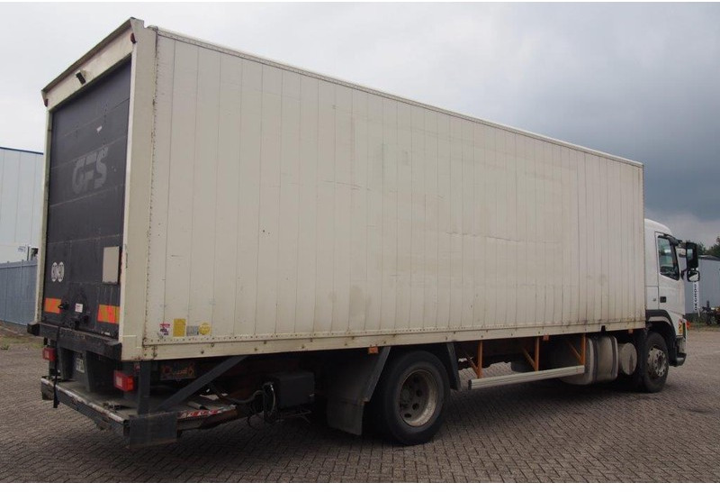 Volvo FM9.260 - Camion fourgon: photos 4 Volvo FM9.260 - Camion fourgon: photos 4