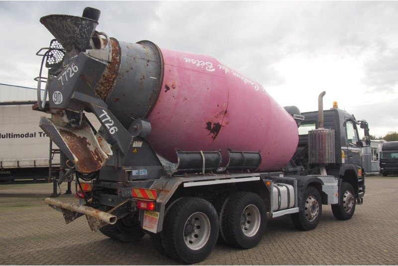 Volvo FMX 410 - 8x4 - Camion malaxeur: photos 4 Volvo FMX 410 - 8x4 - Camion malaxeur: photos 4