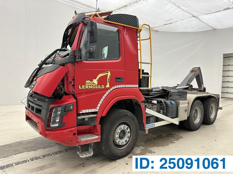 Volvo FMx 550 - 6x4 - Camion ampliroll: photos 1 Volvo FMx 550 - 6x4 - Camion ampliroll: photos 1