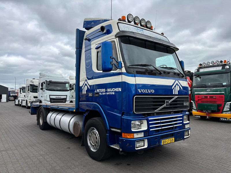 Volvo FH 380 Globetrotter Manual Gearbox - Châssis cabine: photos 2 Volvo FH 380 Globetrotter Manual Gearbox - Châssis cabine: photos 2