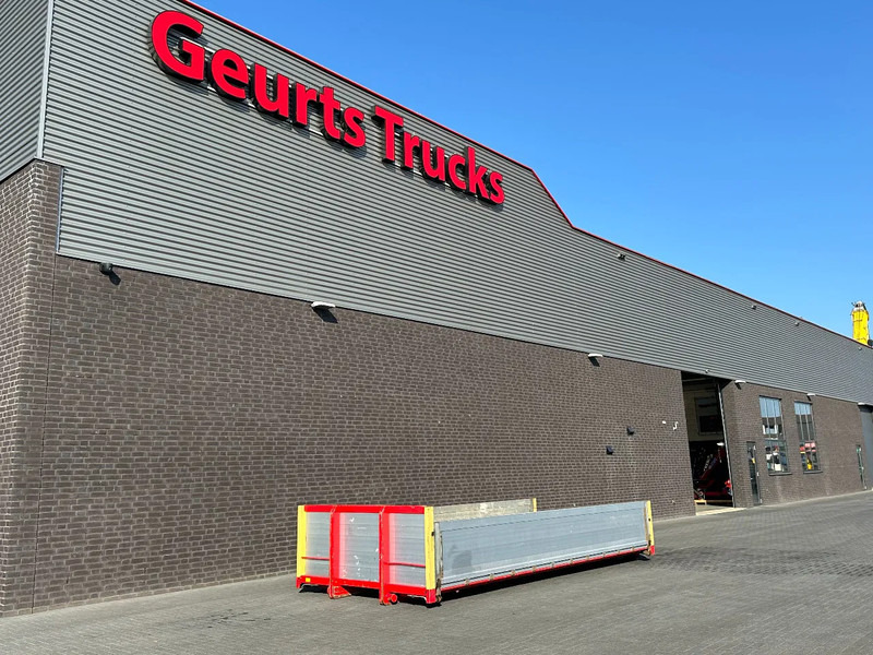 HMF WISSELLADBAK / AFZETBAK / WECHSELAUFBAU / SWAP BODY - Benne ampliroll: photos 2 HMF WISSELLADBAK / AFZETBAK / WECHSELAUFBAU / SWAP BODY - Benne ampliroll: photos 2