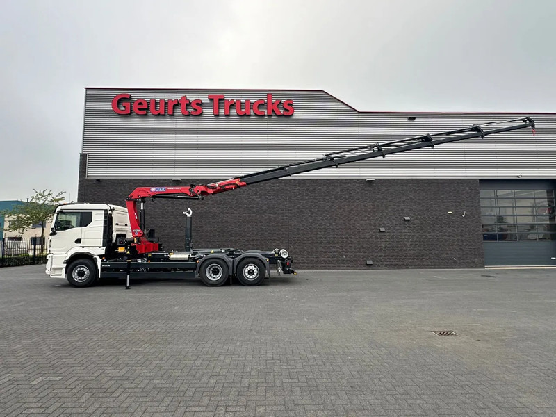 MAN TGS 26.520 6X4H-4 BL NEW MODEL + MEILLER HAAKARMSYSTEEM + HMF 2320 K6-RCS KRAAN/KRAN/CRANE/GRUA - Camion ampliroll, Camion grue: photos 4 MAN TGS 26.520 6X4H-4 BL NEW MODEL + MEILLER HAAKARMSYSTEEM + HMF 2320 K6-RCS KRAAN/KRAN/CRANE/GRUA - Camion ampliroll, Camion grue: photos 4