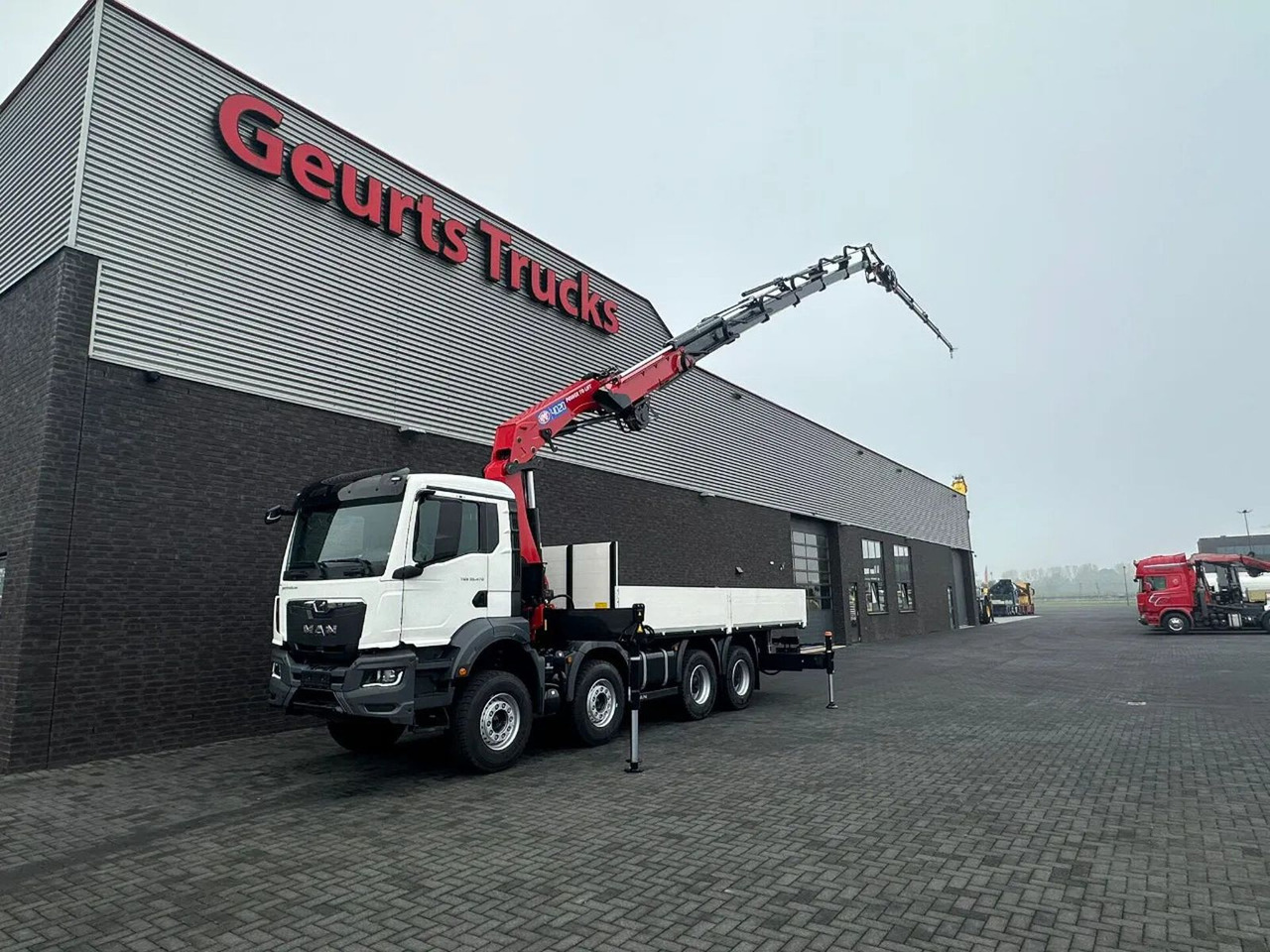 MAN TGS 35.470 8X4 HMF 4020-K6 + FJ 600 K4 KRAAN/KRA - Camion grue: photos 2 MAN TGS 35.470 8X4 HMF 4020-K6 + FJ 600 K4 KRAAN/KRA - Camion grue: photos 2