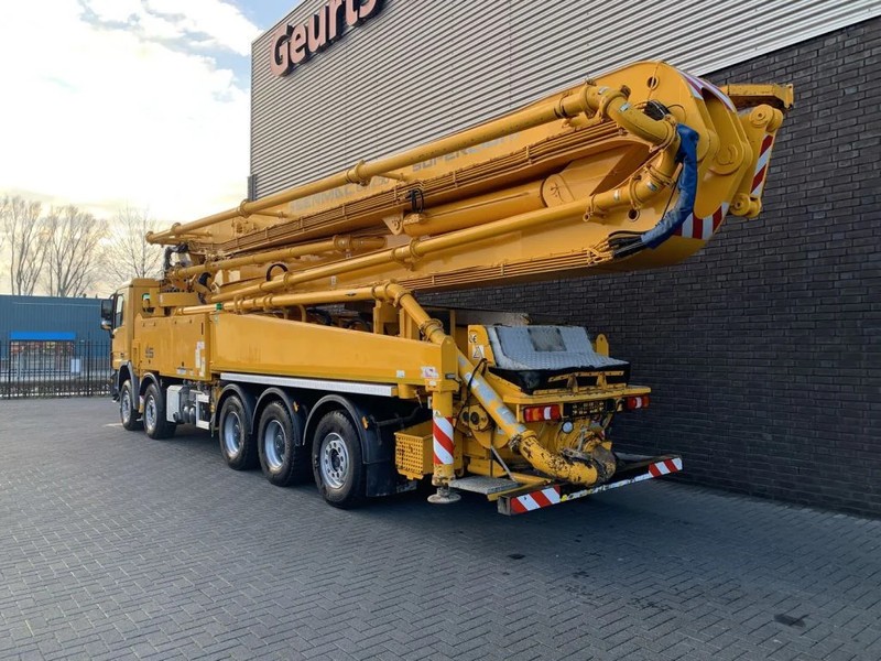 Mercedes-Benz Actros 5041 10X4 + SERMAC 6 RZ 56 METER CONCRETE PUMP - Camion pompe: photos 3 Mercedes-Benz Actros 5041 10X4 + SERMAC 6 RZ 56 METER CONCRETE PUMP - Camion pompe: photos 3