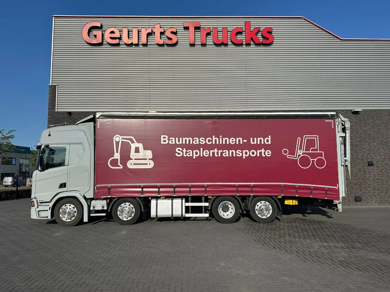 Scania R540 B8X2*6LB OPRIJWAGEN MET 15 TONS LAADKLEP EN GESLOTEN HUIF MET SCHUIFZEILEN EN SCHUIFKAP - Camion porte-voitures: photos 1 Scania R540 B8X2*6LB OPRIJWAGEN MET 15 TONS LAADKLEP EN GESLOTEN HUIF MET SCHUIFZEILEN EN SCHUIFKAP - Camion porte-voitures: photos 1