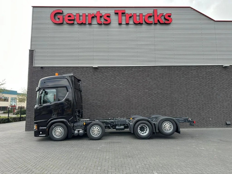 Scania R540 NGS 8X2 CHASSIS NIEUW/NEUE/NEW FULL OPTIONS 4X IN STOCK !!! - Châssis cabine: photos 1 Scania R540 NGS 8X2 CHASSIS NIEUW/NEUE/NEW FULL OPTIONS 4X IN STOCK !!! - Châssis cabine: photos 1