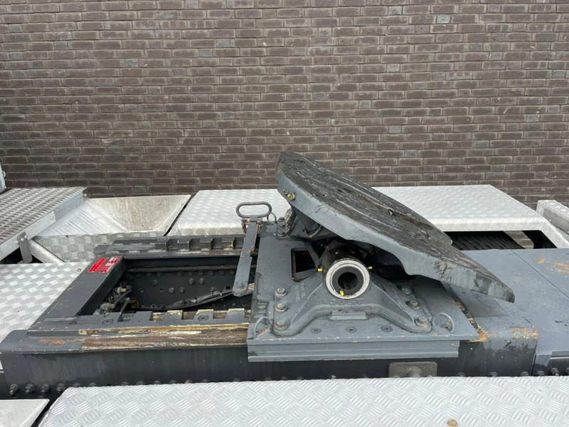 Tracteur routier Mercedes-Benz Actros 4165 V8 8X4 SLT TITAN HEAVY DUTY TRACTOR/TREKKER/SZM 250 TON: photos 10 Tracteur routier Mercedes-Benz Actros 4165 V8 8X4 SLT TITAN HEAVY DUTY TRACTOR/TREKKER/SZM 250 TON: photos 10