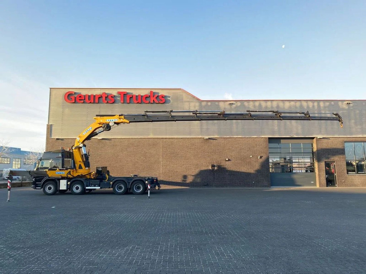 Volvo FMX 500 8X4 TREKKER-BAKWAGEN COMBI + EFFER 955/8 - Camion grue: photos 2 Volvo FMX 500 8X4 TREKKER-BAKWAGEN COMBI + EFFER 955/8 - Camion grue: photos 2