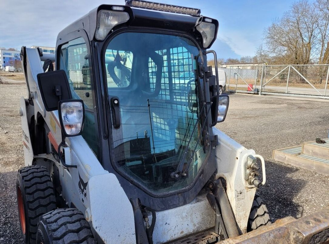BOBCAT S530 - Mini chargeuse: photos 2 BOBCAT S530 - Mini chargeuse: photos 2