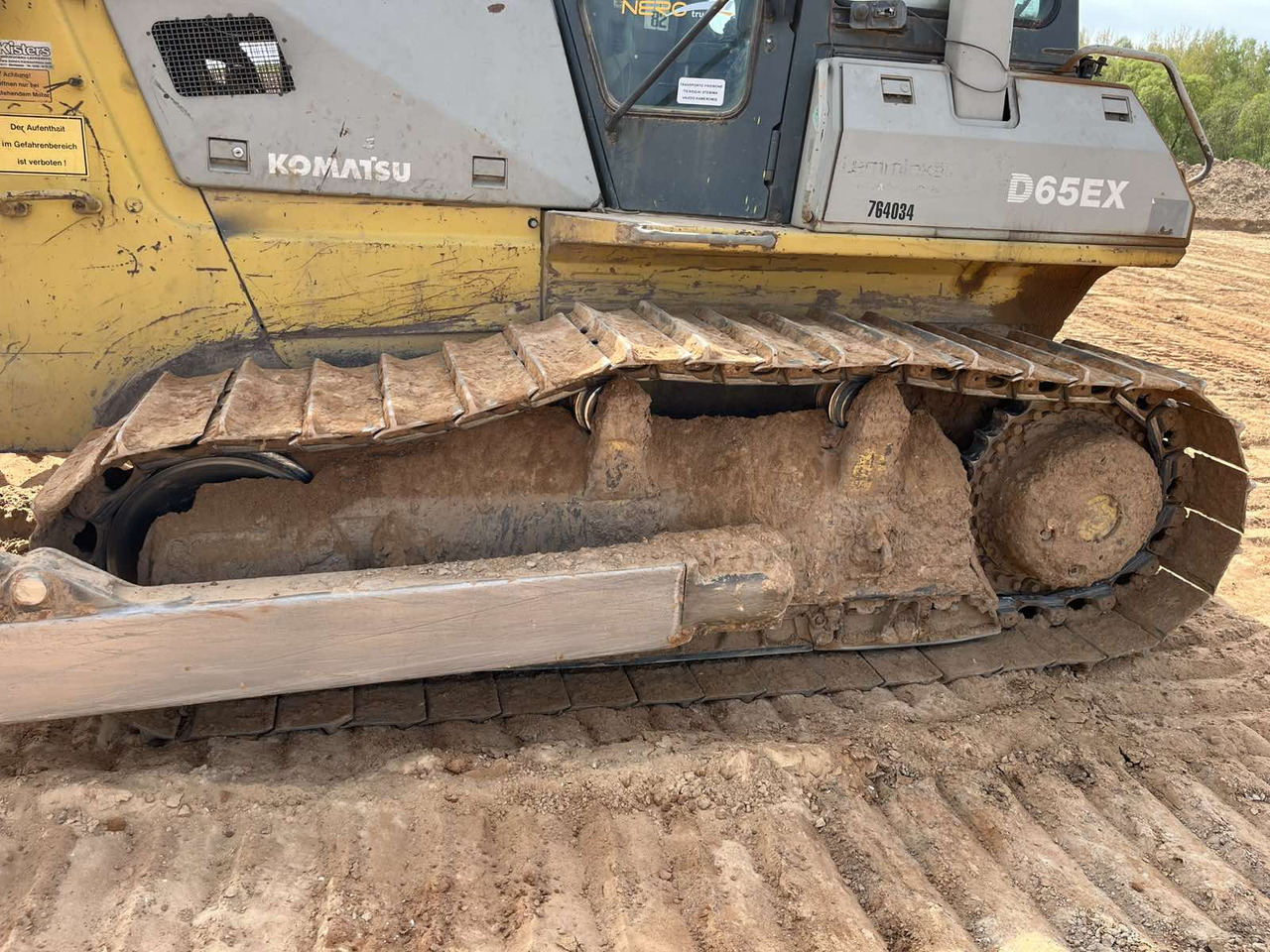 KOMATSU D65EX - Bulldozer: photos 3 KOMATSU D65EX - Bulldozer: photos 3