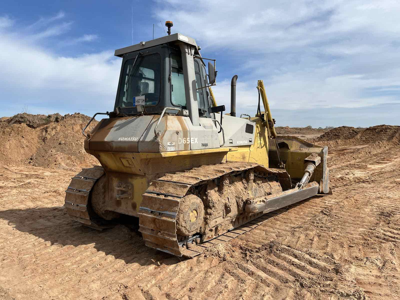 KOMATSU D65EX - Bulldozer: photos 5 KOMATSU D65EX - Bulldozer: photos 5